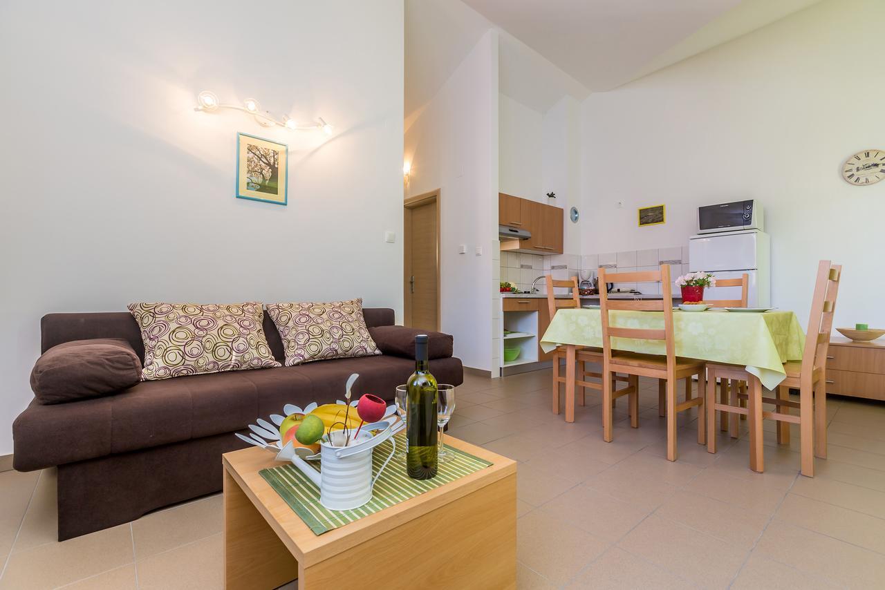Apartments Mirica Baška Zewnętrze zdjęcie