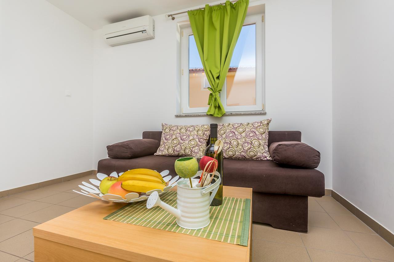 Apartments Mirica Baška Zewnętrze zdjęcie