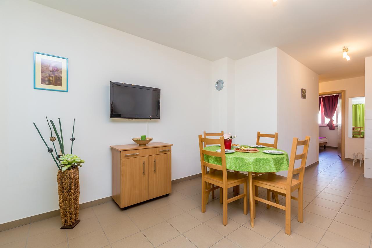Apartments Mirica Baška Zewnętrze zdjęcie